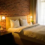 Unirii Old Square Apartments 4